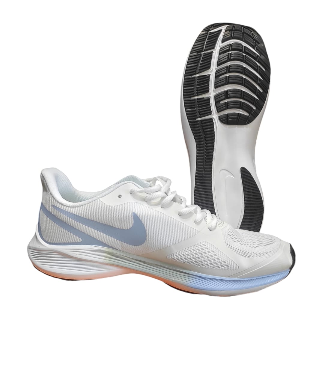 Nike Guide10 White Sports Shoe (Size-8)